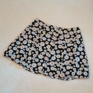 Forever 21 💛 Adorable Sunflower Skater Mini Skirt 🌻🍃💛
